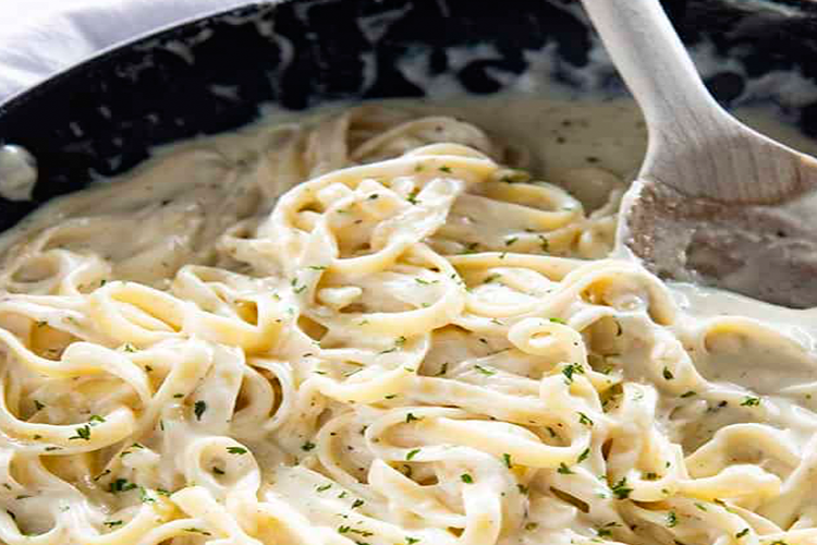 Alfredo Sauce – Eatapedia